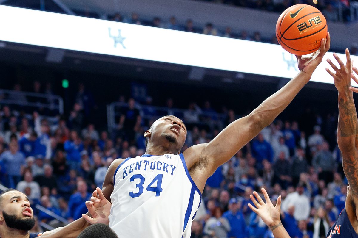 Kentucky overwhelms Auburn Walter's Wildcat World